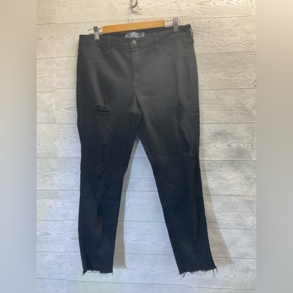 HOLLISTER CA JEANS‎